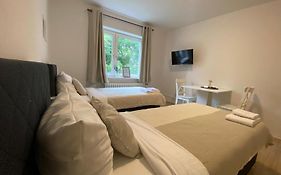 Zentrale 3-Zimmer Wohnung Mit Balkon - Perfekt Fuer Monteure Und Familien